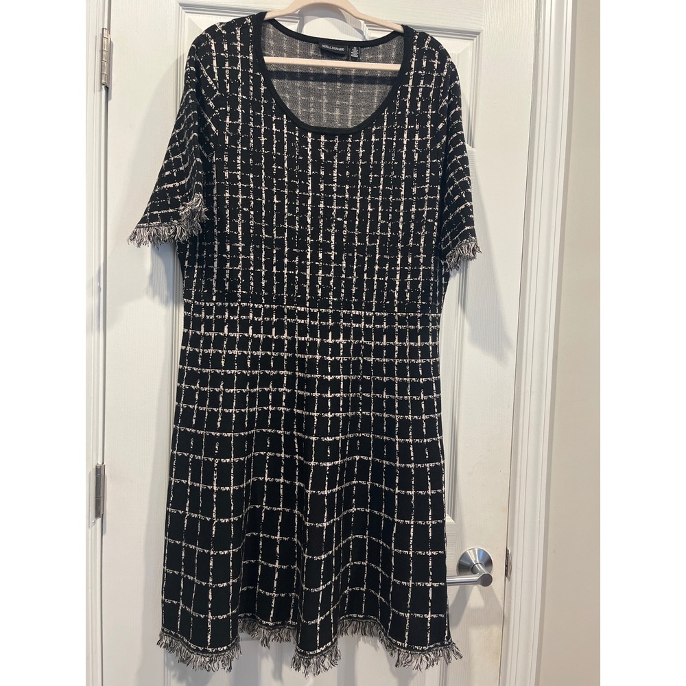 Nina Leonard Black White Grid Knit Fringe Hem Dress 2X Short Sleeve Scoop Neck